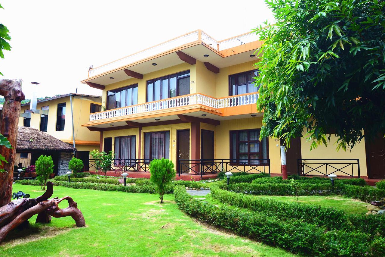 Hotel Homeland Pokhara Exteriör bild